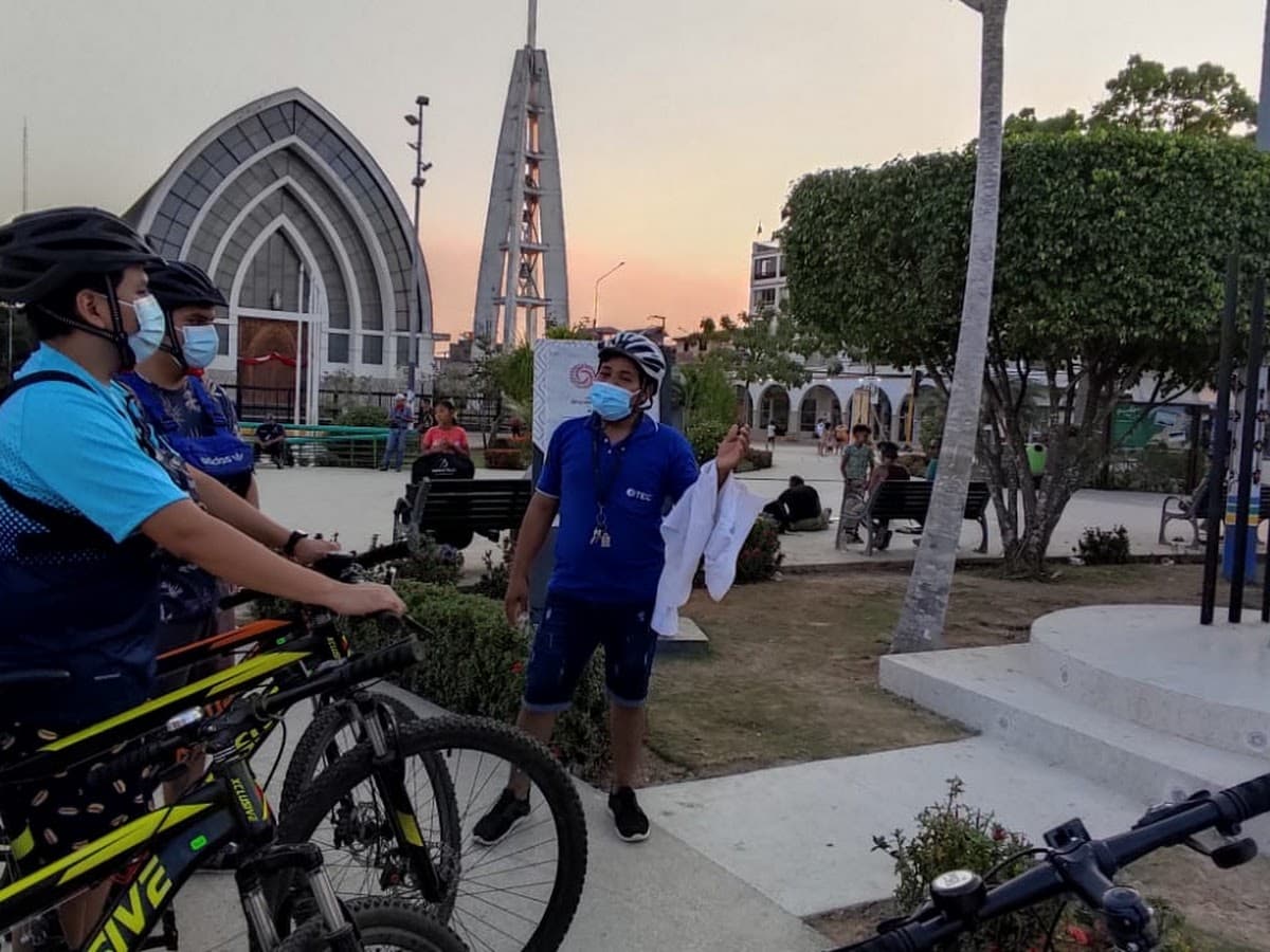 Tour Pucallpa — foto