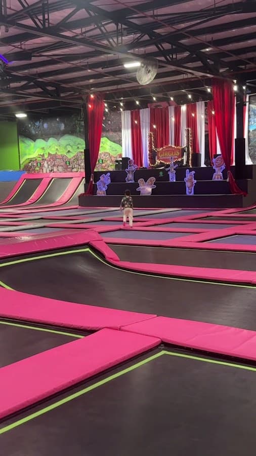 Flying Squirrel Sports Los Molinos Medellin — foto