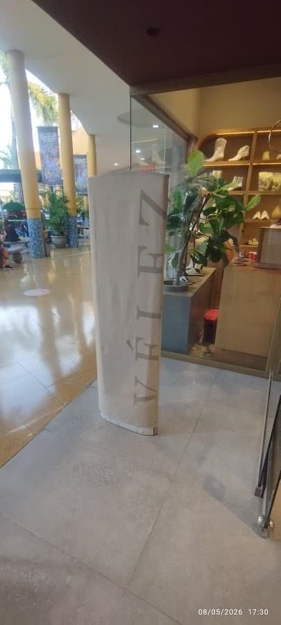 Centro Comercial Paseo de La Castellana — foto