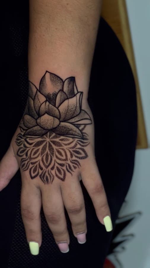ALEJANDRO DIAZ TATTOO — foto