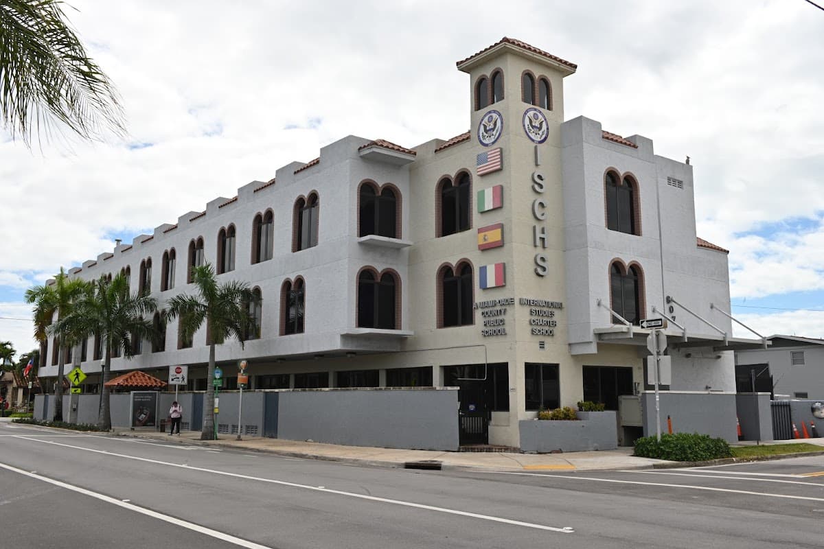 International Studies Charter School — foto