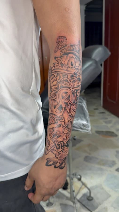 Tatuajes Neiva Amazink Tattoo Studio — foto