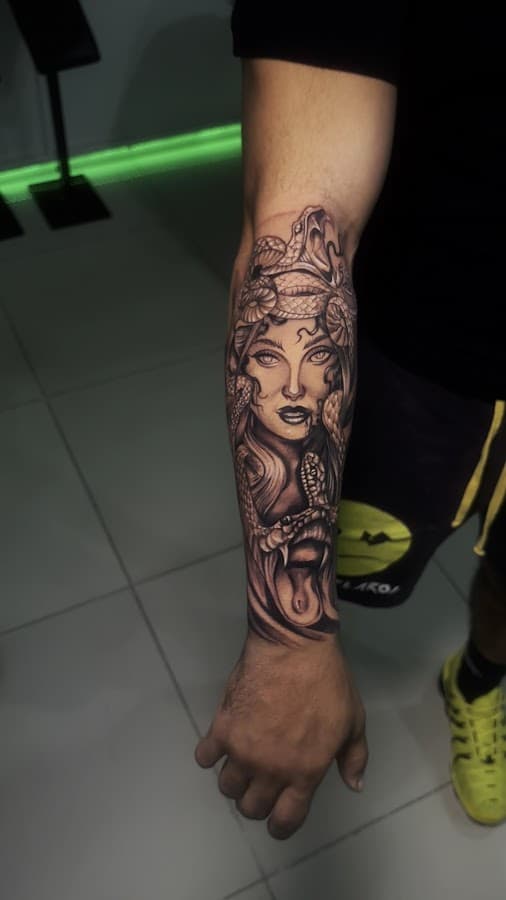 YorjitattooStudio — foto