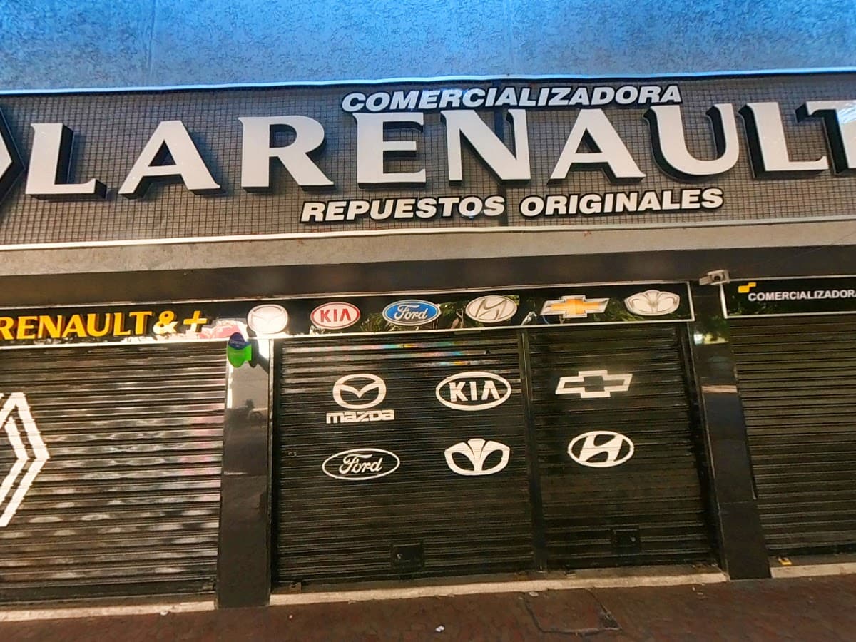 COMERCIALIZADORA LA RENAULT S.A.S — foto