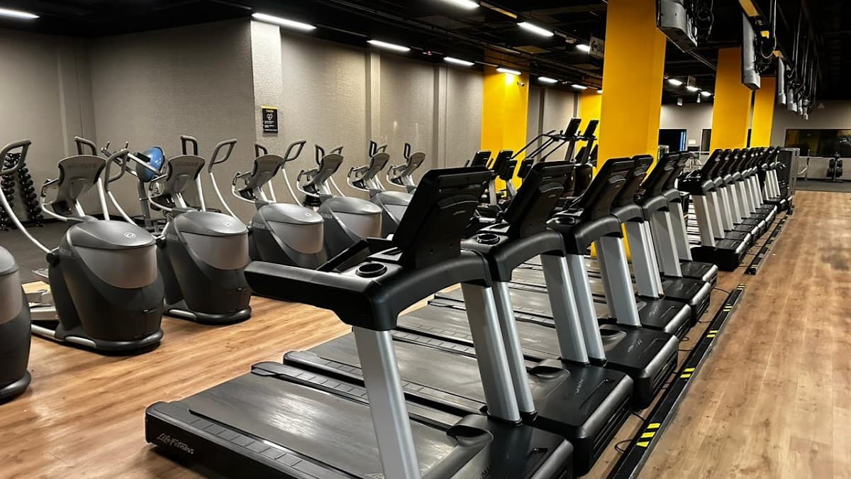 Gimnasio Smart Fit - Plaza del Sol Piura — foto
