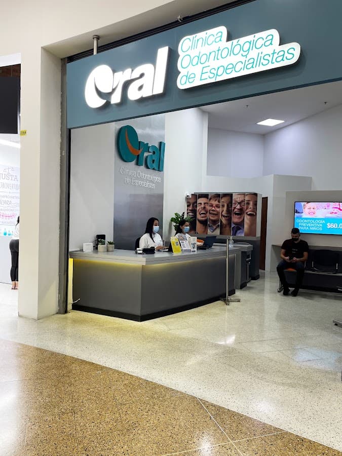 Oral Clínica Odontológica de Especialistas