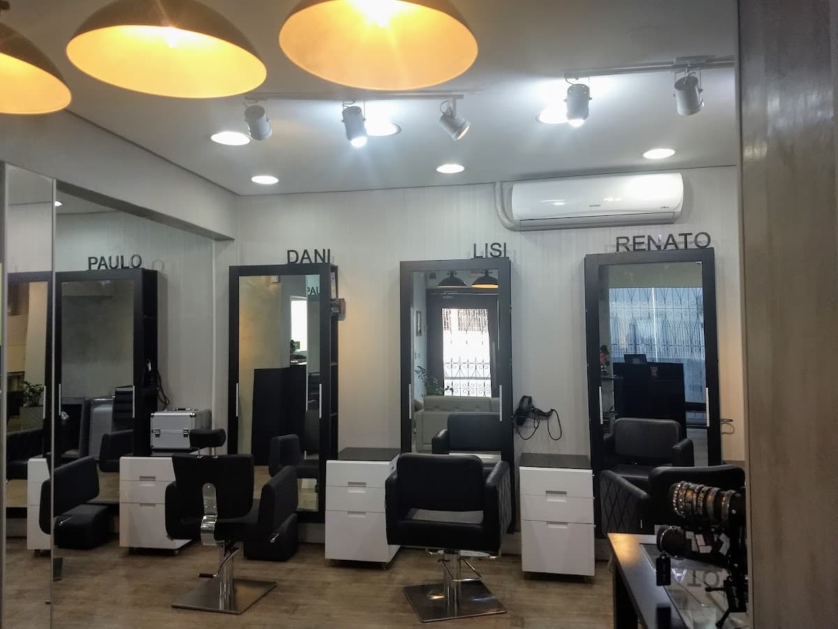 Fuzz Hairdressers and Aesthetics — foto
