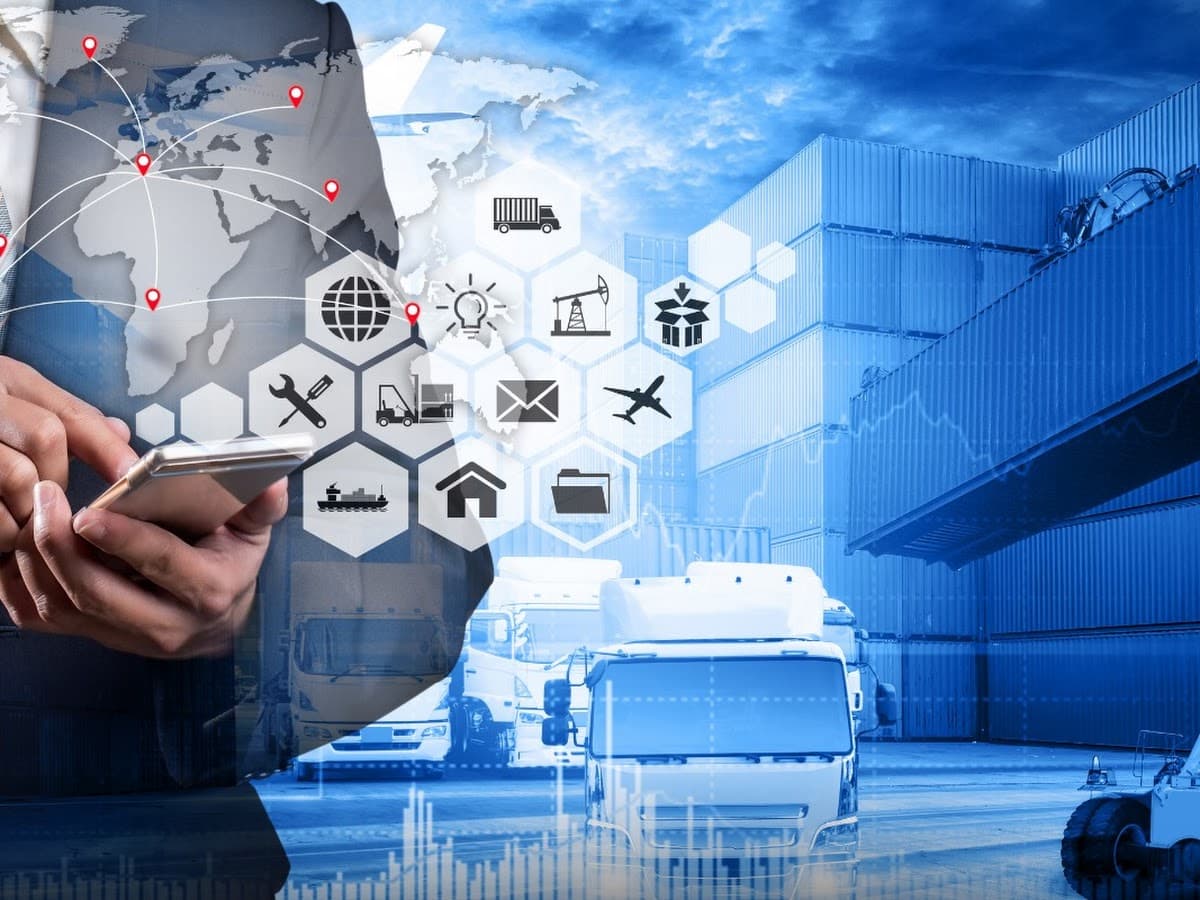 NuiT Logistics — foto