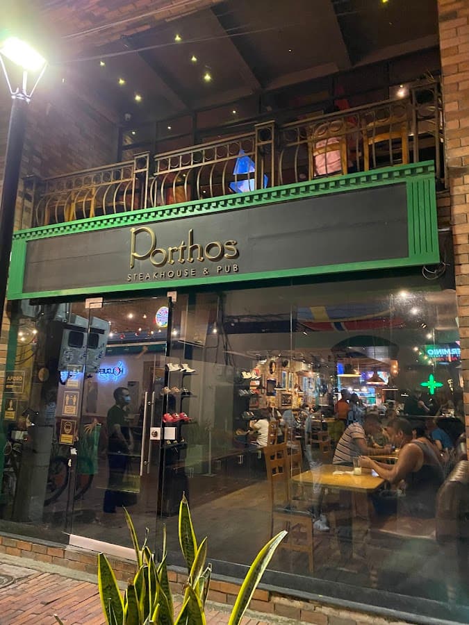 Porthos Steakhouse & Pub Santa Marta