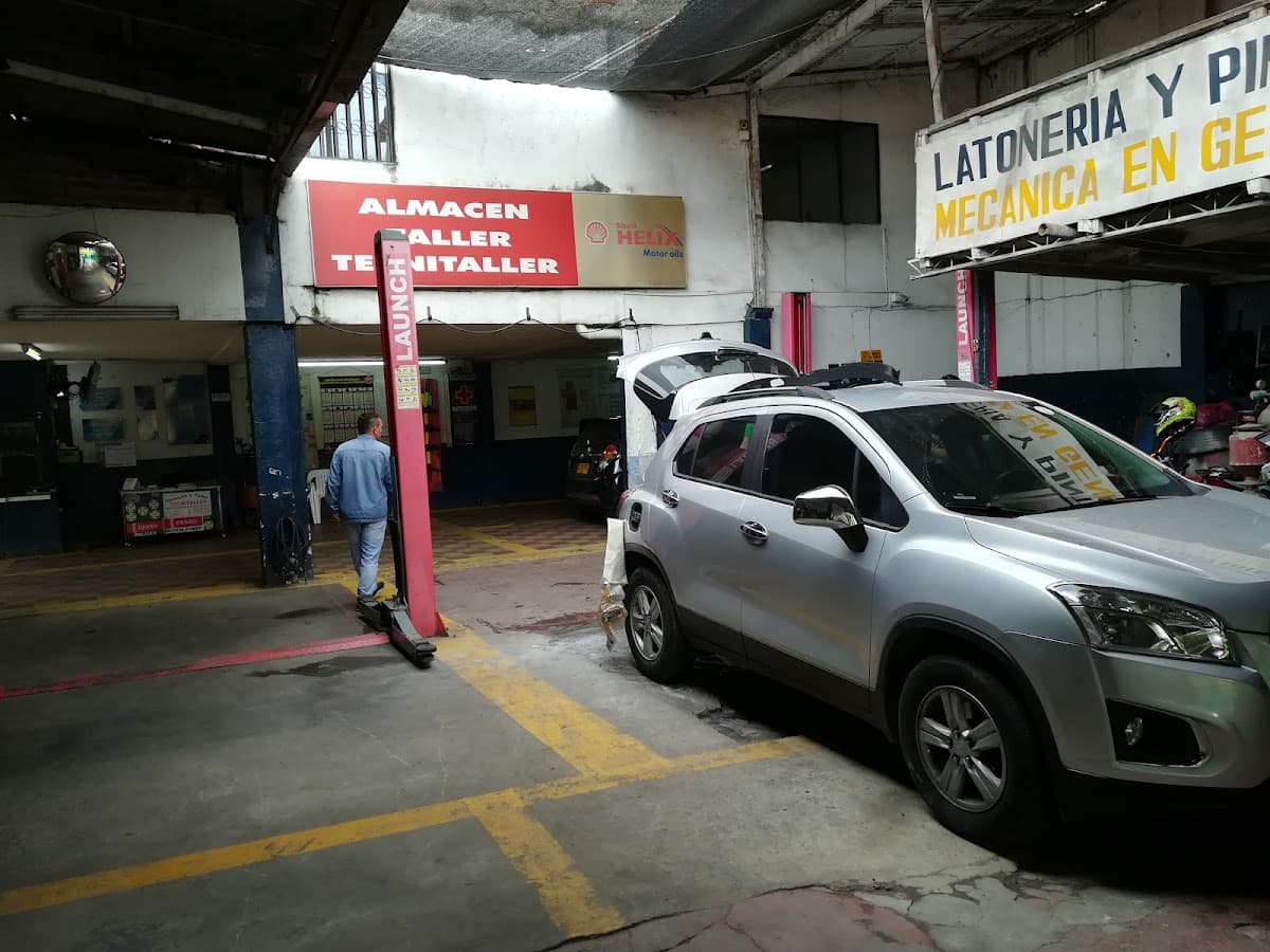 Almacén Y Taller Tecnitaller
