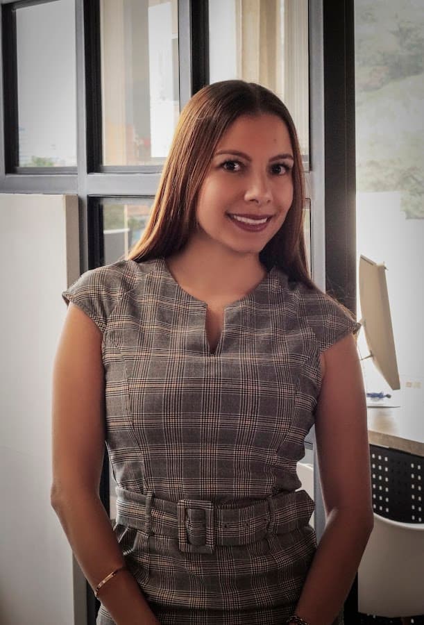 Sierra y Consultores Abogados