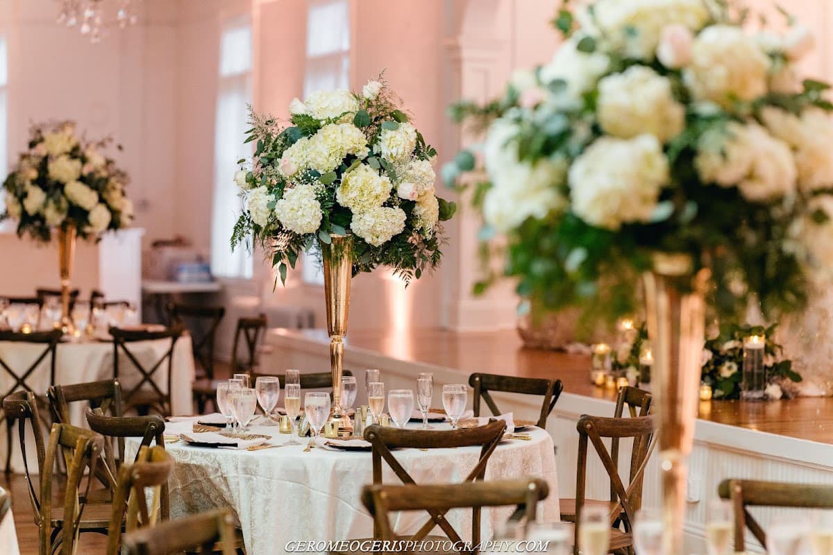 Premier Wedding Rentals — foto