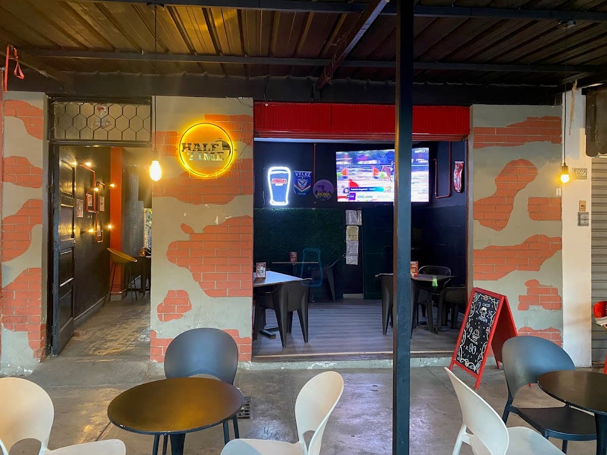 HalfTime Sports Bar