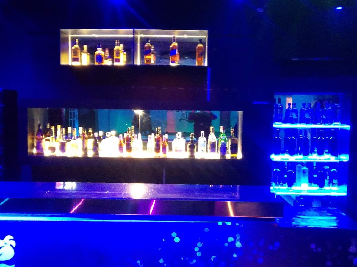 Night Club Aventura — foto