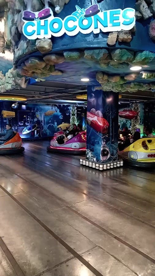 Playland Centro Comercial Titán Plaza — foto