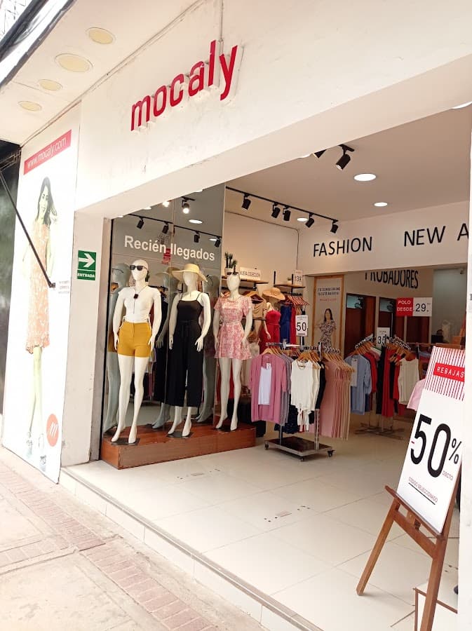 mocaly tienda de ropa Pucallpa