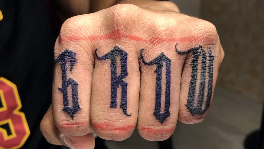 Minimal Tatttoo Specialist
