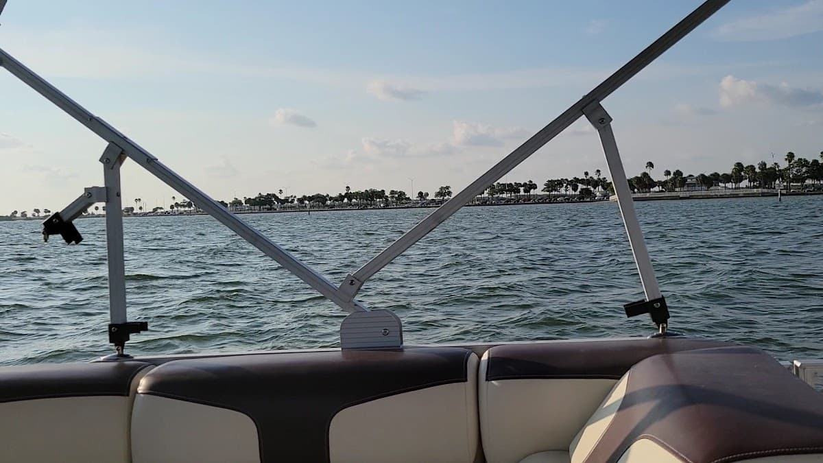 Suncoast Boat /tour with guide tour . — foto