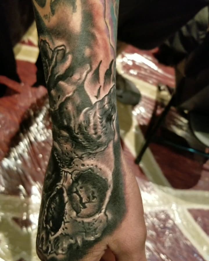 Good Vibrations Ink 2 Tattoo and Body Piercing — foto