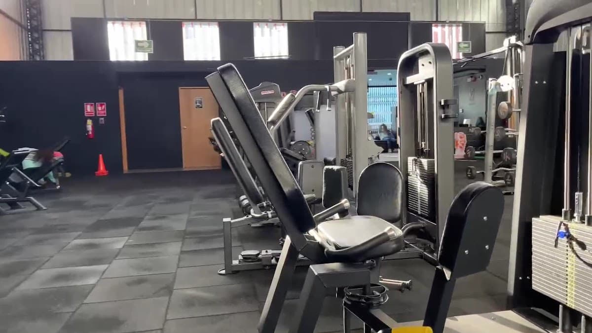 POWER FIT — foto