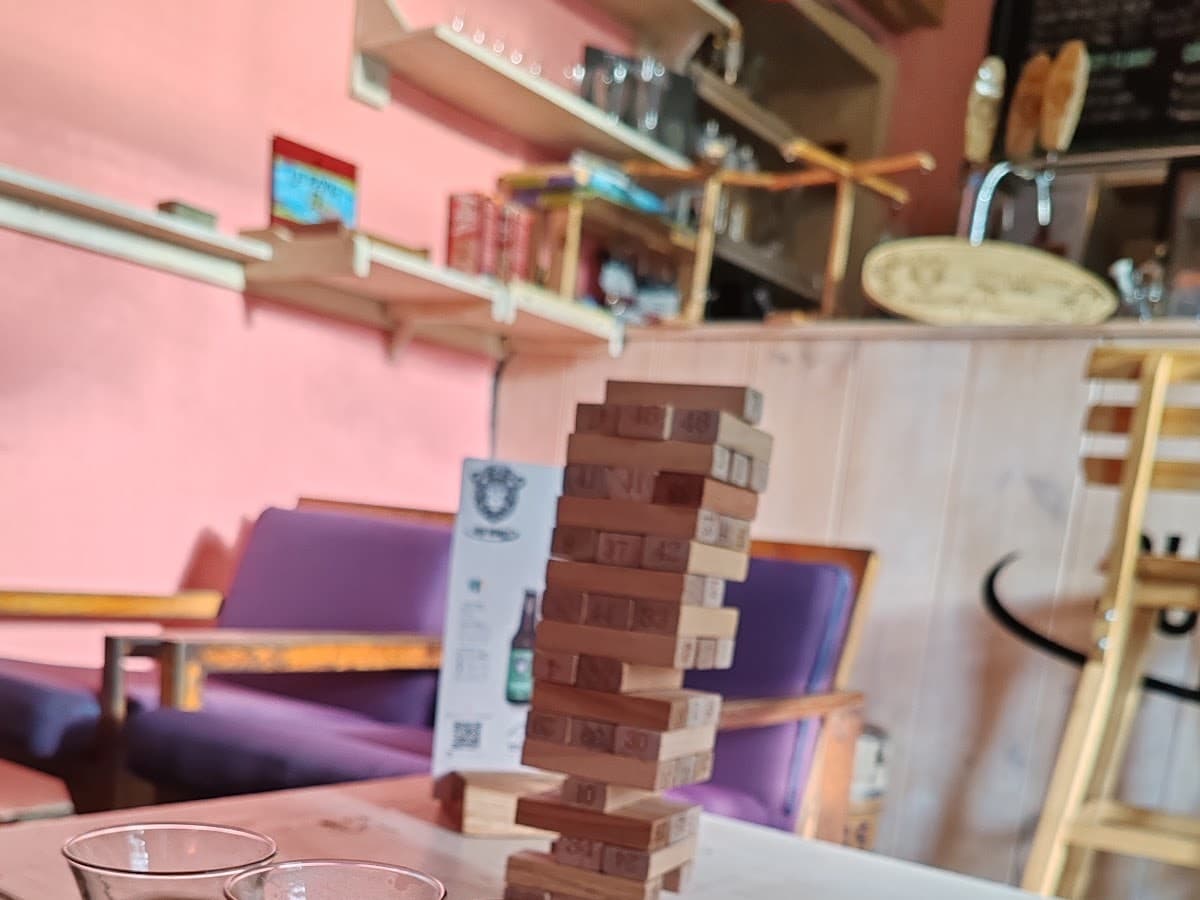 Surf Monkey Beer Taproom - Craft beer — foto