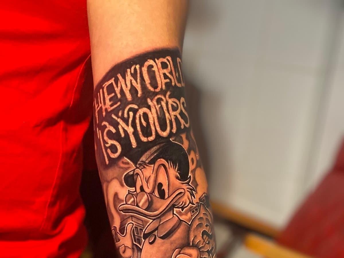 barrio bravo tattoo — foto