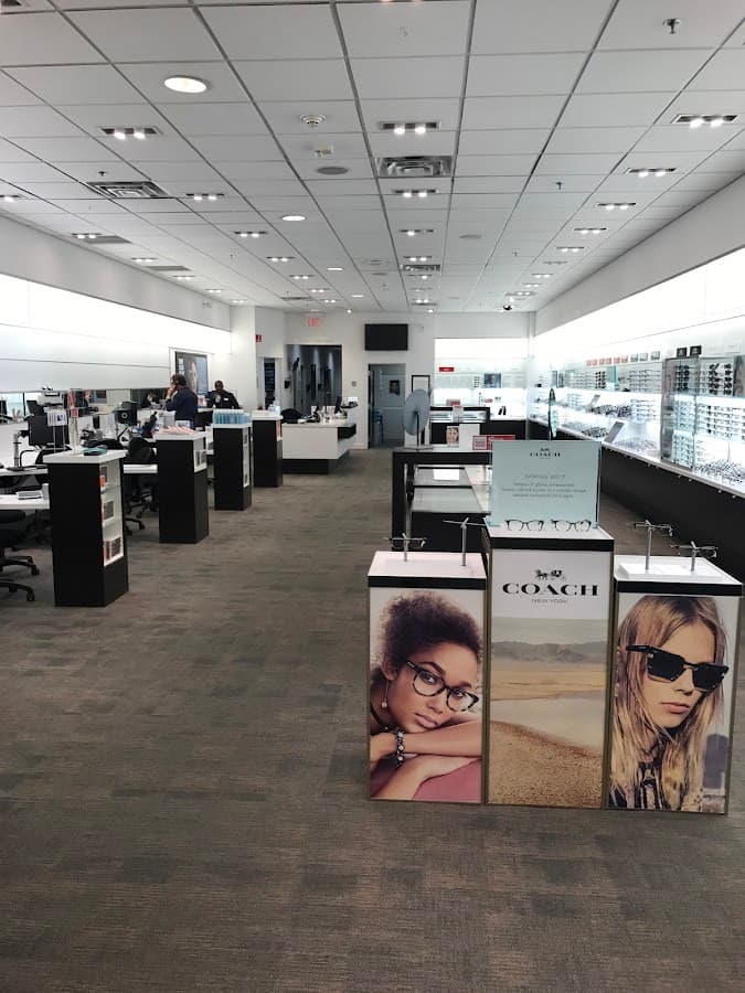 Radzwill Optometric Associates — foto