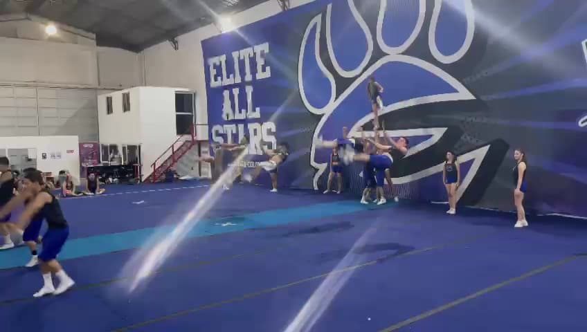 Elite All Stars Cheer Gym — foto