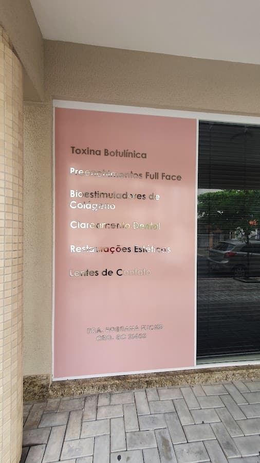 Dra. Rossana Fucks | Dentista em Itapema | Reabilitação Oral & Facial integrados | Método ROF — foto