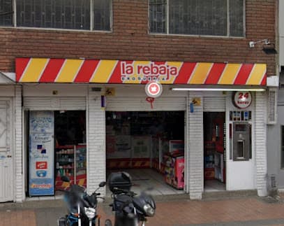 la rebaja No. 15 DROGUERIA Roma Bogota — foto
