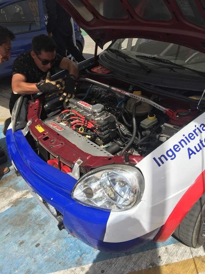 Autos y Motores - Flores — foto