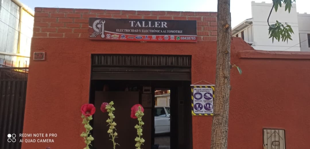 Taller de electrónica automotriz