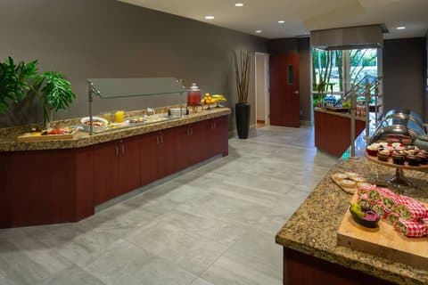 Courtyard by Marriott Fort Lauderdale Airport & Cruise Port — foto