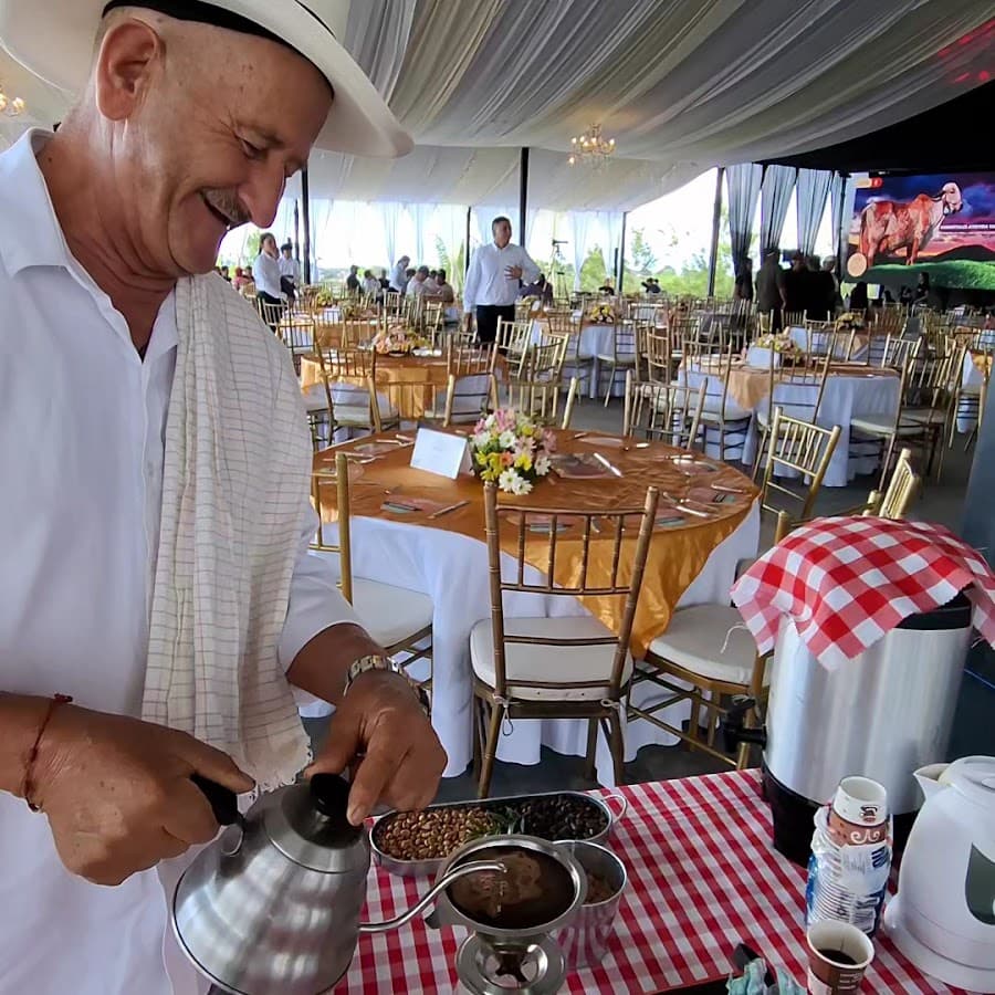 CAFÉ TORRES VIP — foto