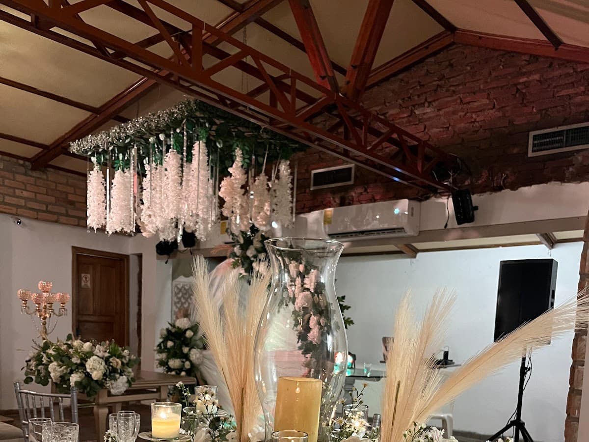 Villa Leticia Salón de Eventos