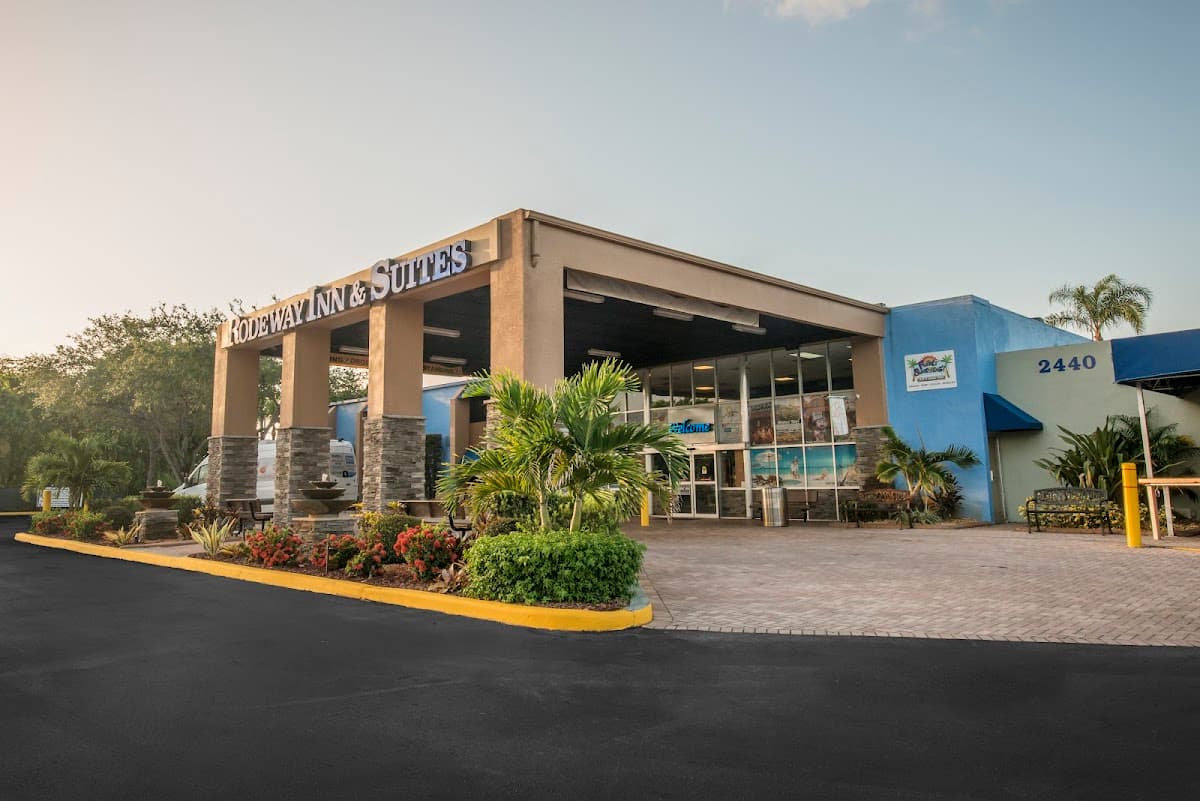Rodeway Inn & Suites Fort Lauderdale Airport & Port Everglades Cruise Port Hotel — foto