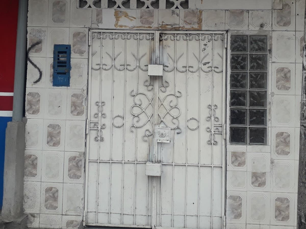 Che Querida Iquitos — foto