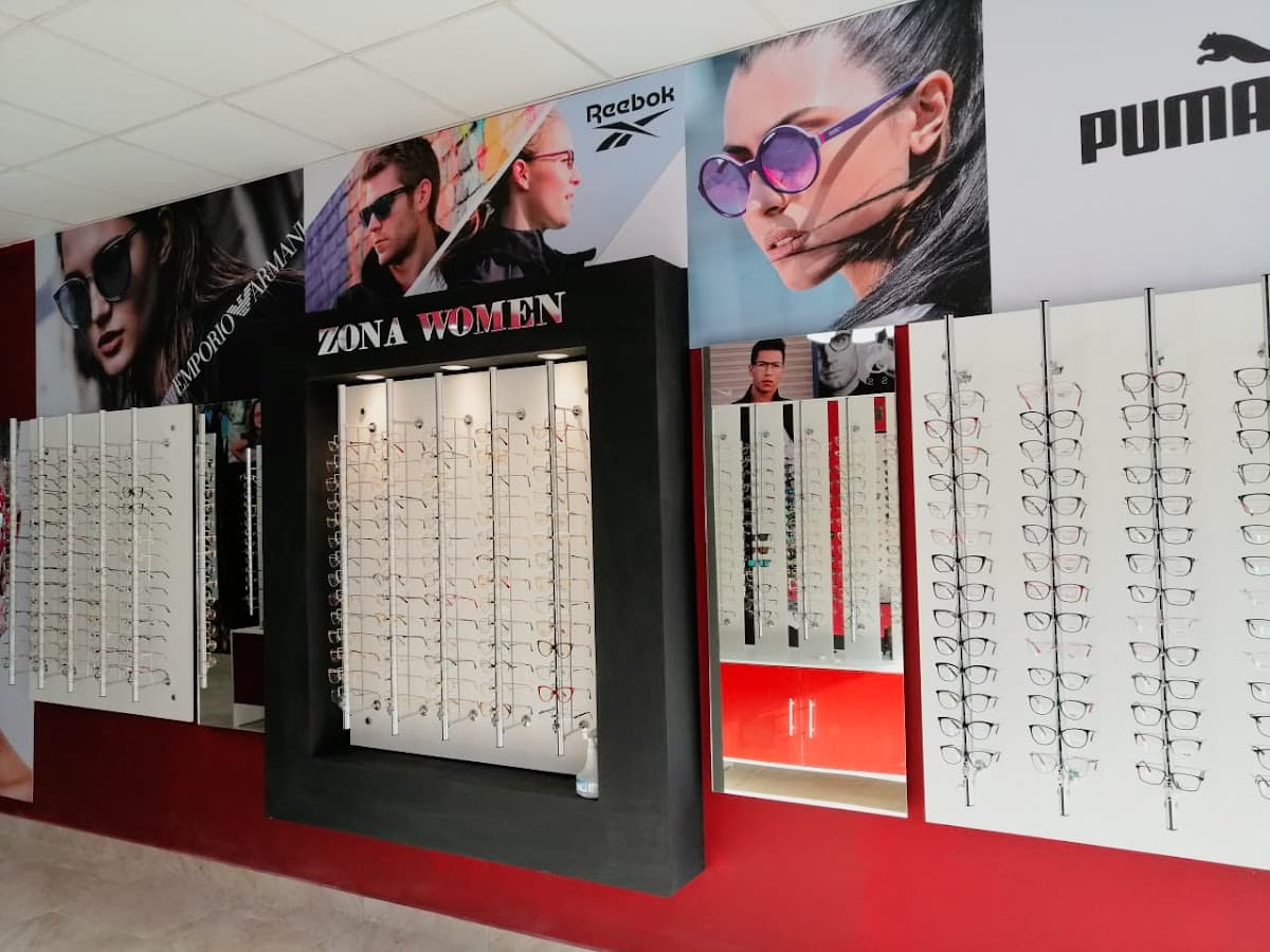 R&A OPTICS AV. LA PRENSA — foto