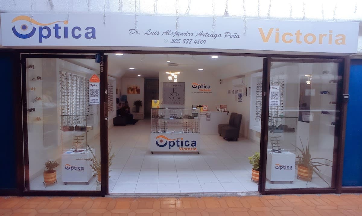 Optica Victoria Pereira — foto
