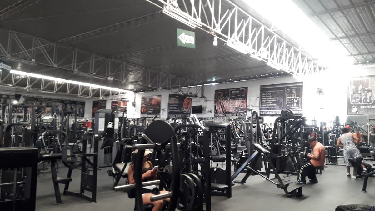 Strong — foto