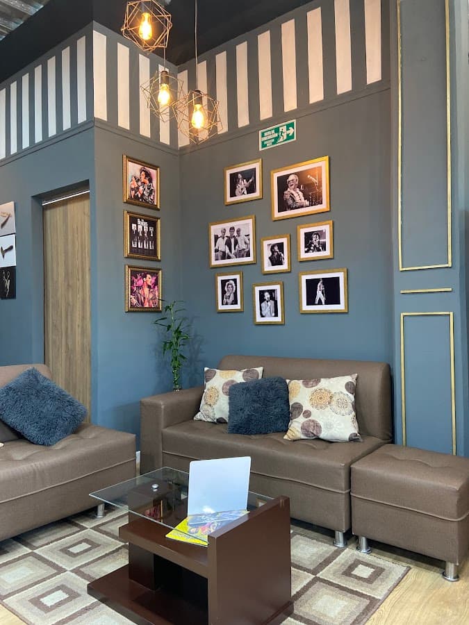 El Edén Barber Shop — foto