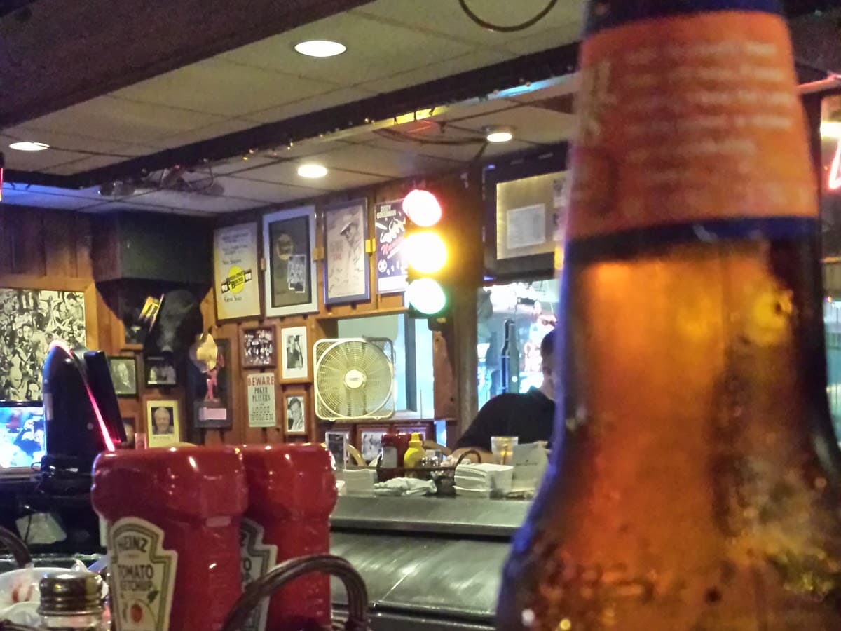 Whiskey Tango Bar & Grill — foto