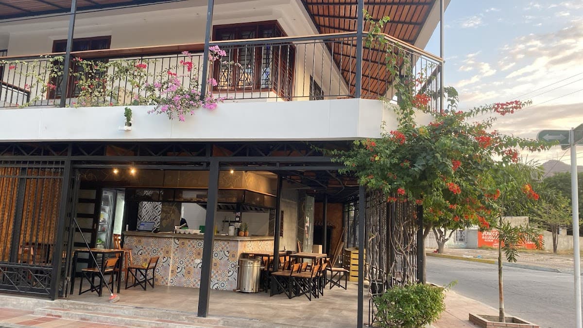 CLUB SIETE OLAS - CERVECERÍA ARTESANAL