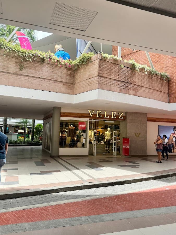 Centro Comercial San Pedro Plaza
