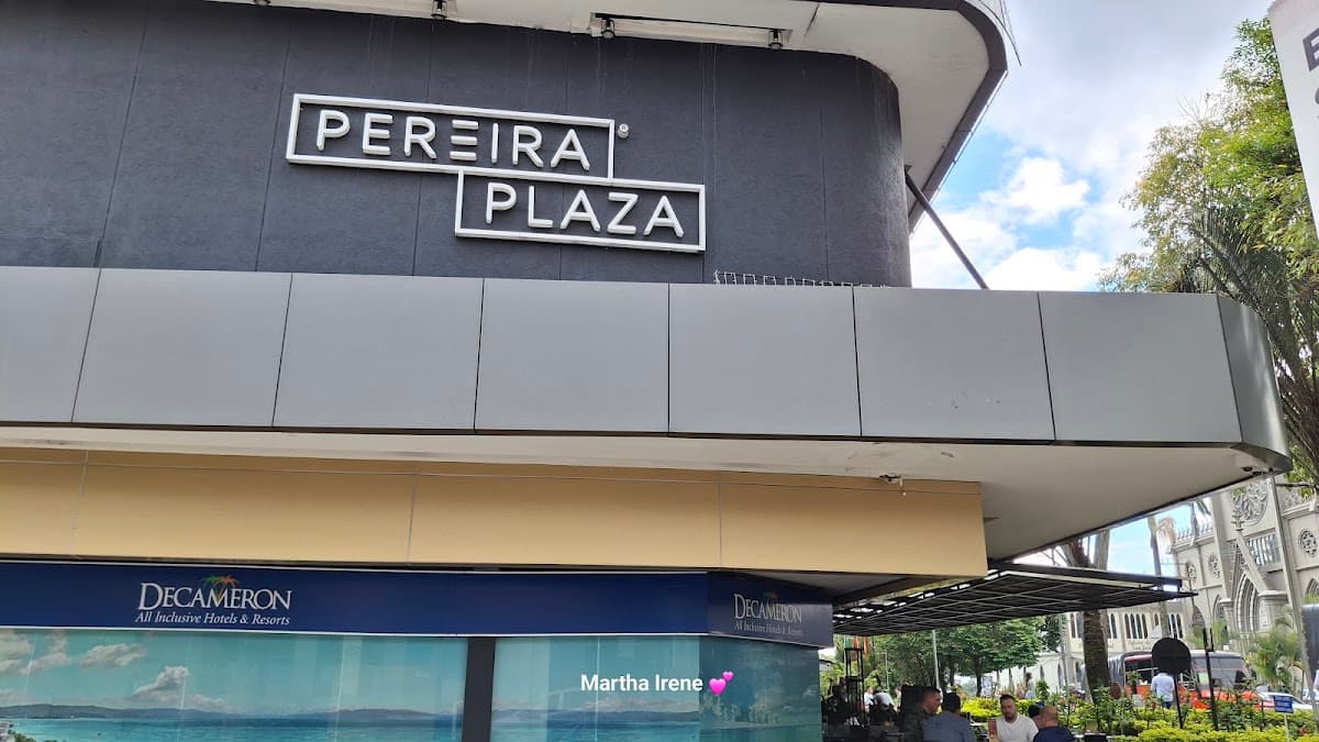 Centro Comercial Pereira Plaza