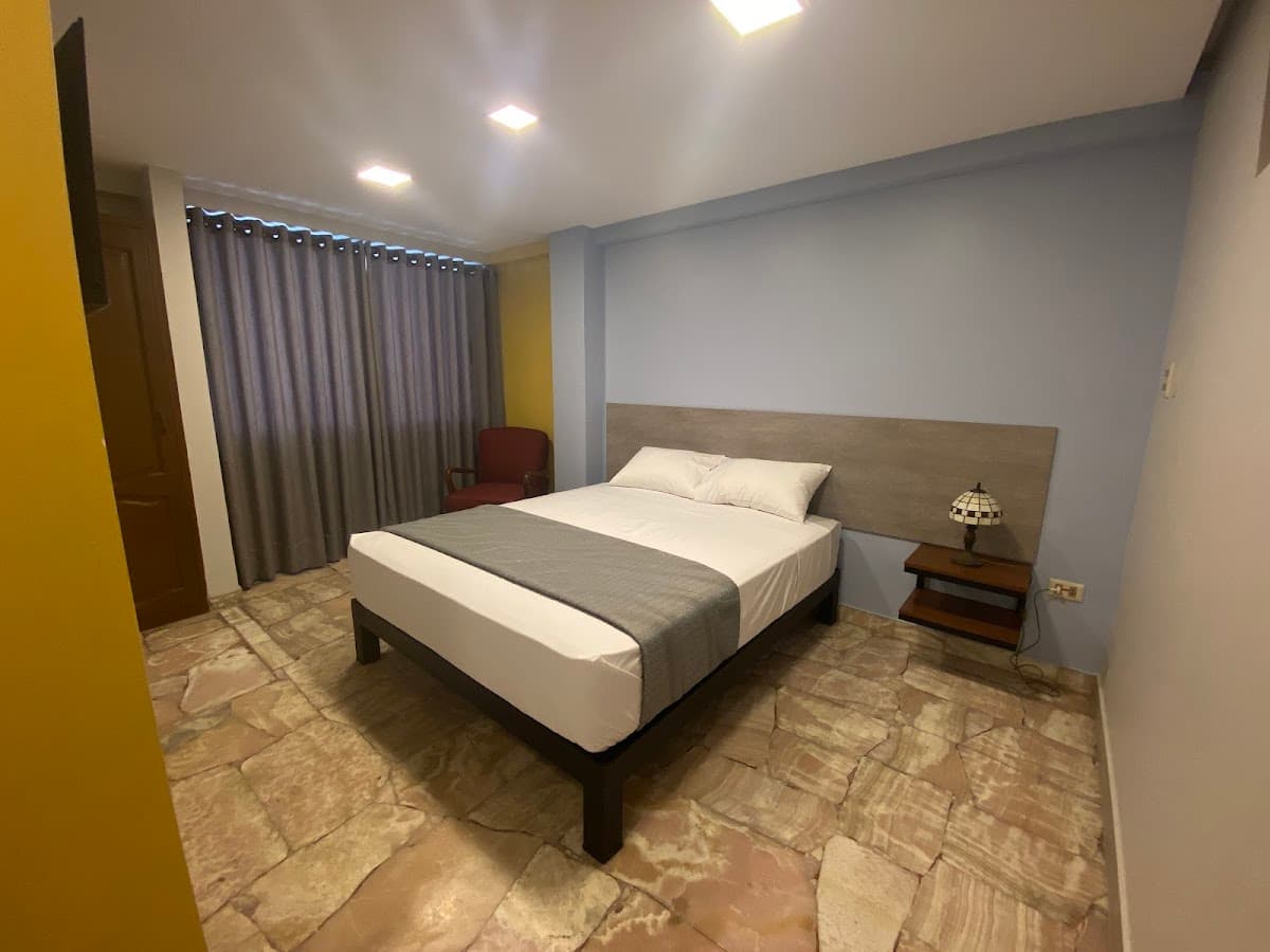 Izza Hotel