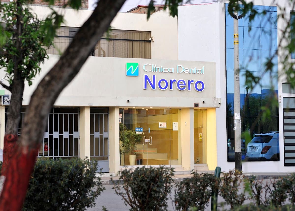 CLÍNICA DENTAL NORERO