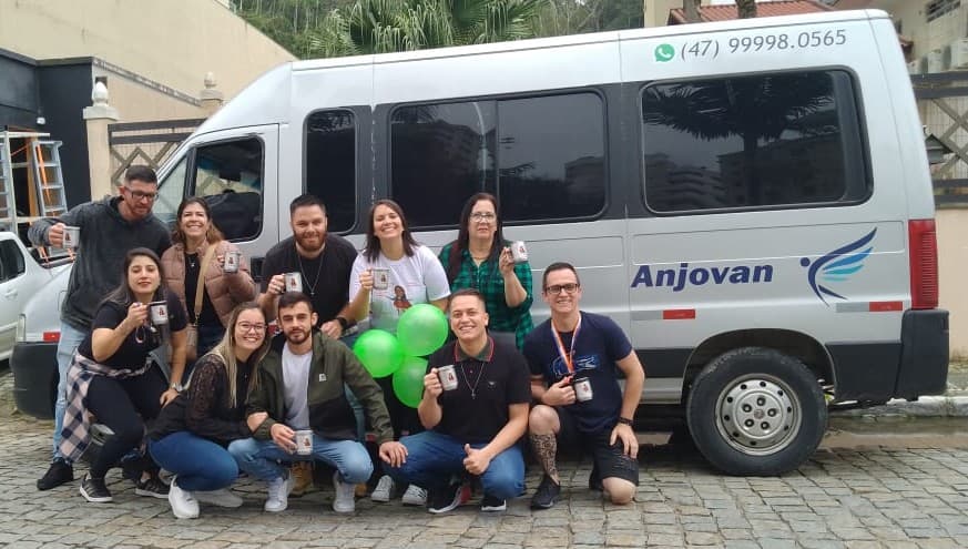 Transporte e Turismo Anjo Van