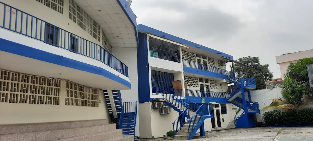 Unidad Educativa Particular "Santo Tomás de Aquino" (O´Neil)