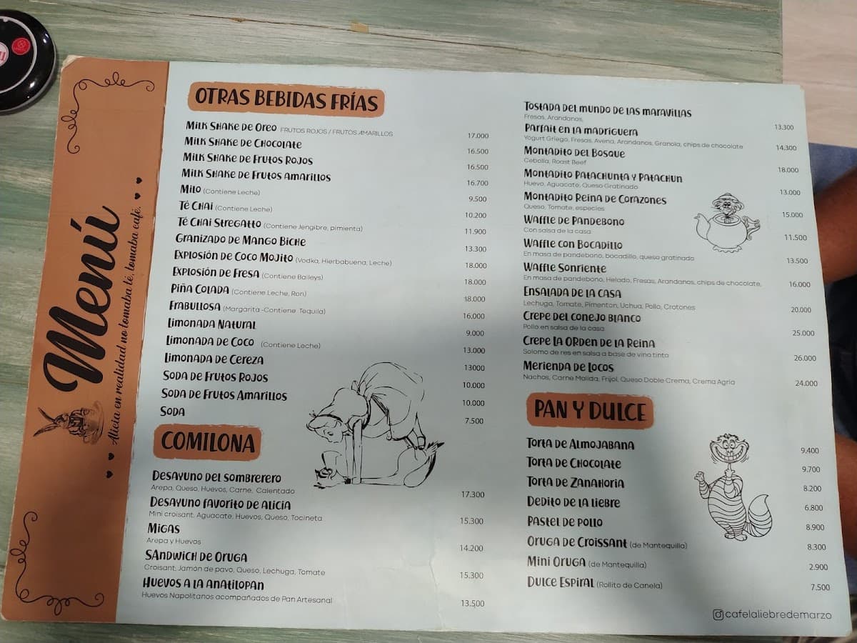 Café • La Liebre de Marzo — foto